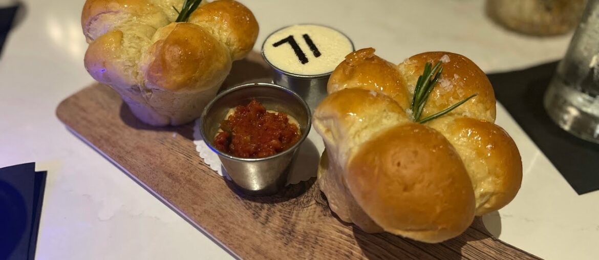 Steakhouse 71 at Disney’s Contemporary Resort | DINING REVIEW Steakhouse 71 at Disney’s Contemporary Resort | DINING REVIEW