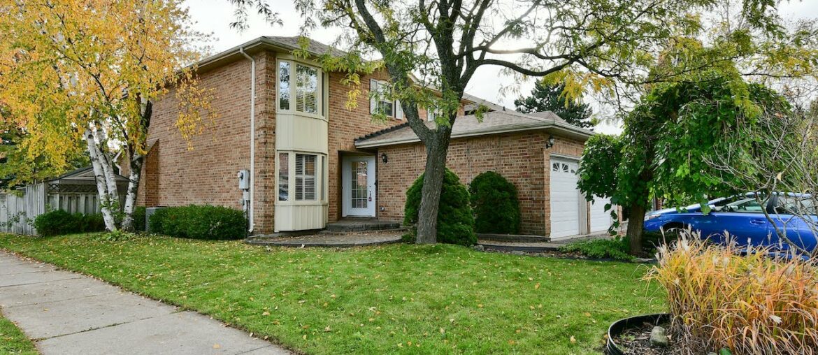 1045 Riverview Cres, Pickering – Open House Video Tour 1045 Riverview Cres, Pickering - Open House Video Tour