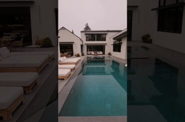 Zeev Perez Real Estate presents: 14226 Greenleaf St, Sherman Oaks, CA, 91423.