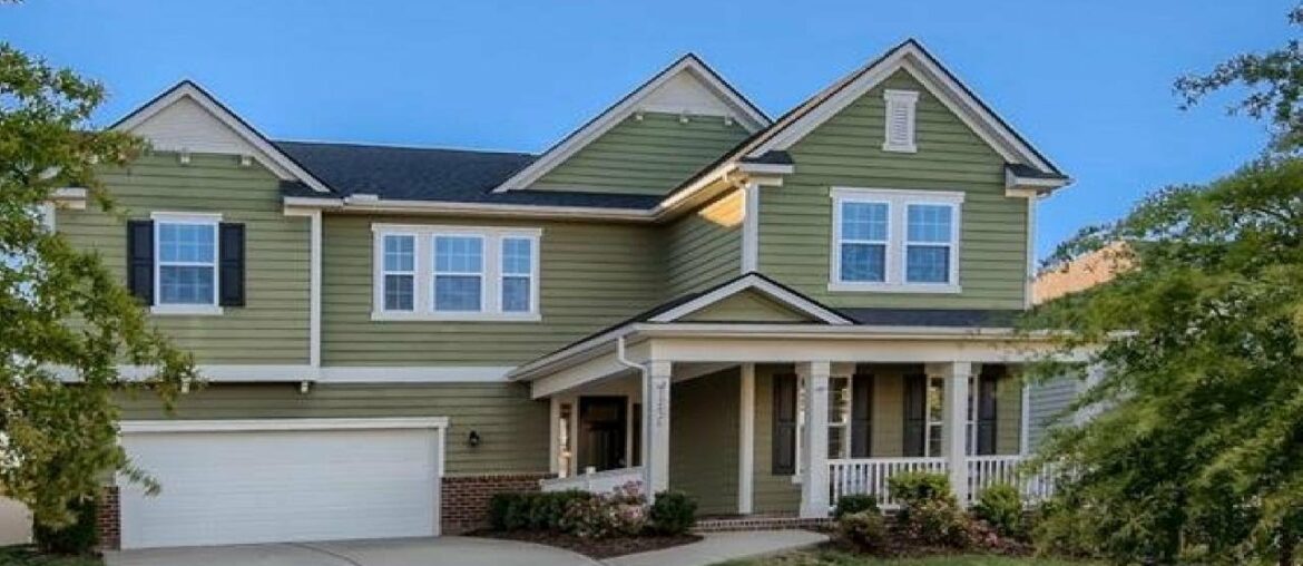 12426 Es Draper Drive, Huntersville, NC Presented by DiGioia Realty.