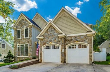 9014 Lindale Dr, Bethesda, MD