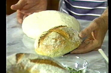 The Frugal Gourmet - French & Italian Breads P1 - S01 E18
