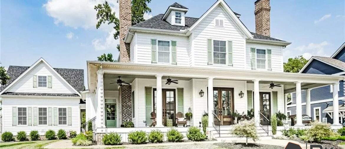 Breathtaking Southern Low Country Farmhouse With Amazing Covered Front Porch