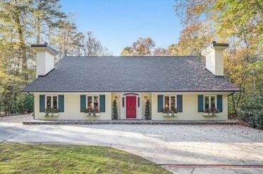 Residential for sale - 2180 Spalding Drive, Sandy Springs, GA 30350