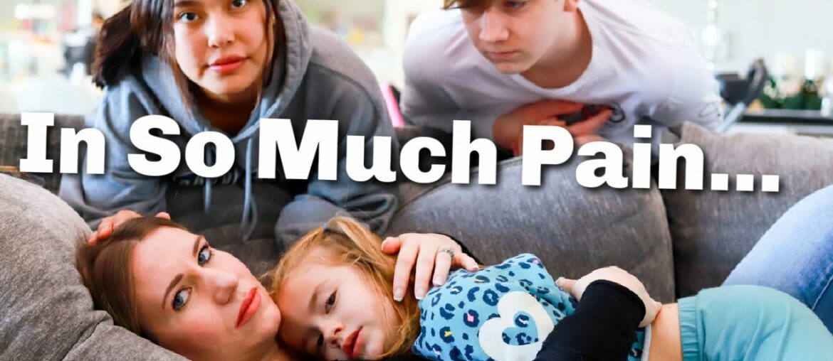 What's Wrong With Me | Mom Is In Pain What's Wrong With Me | Mom Is In Pain