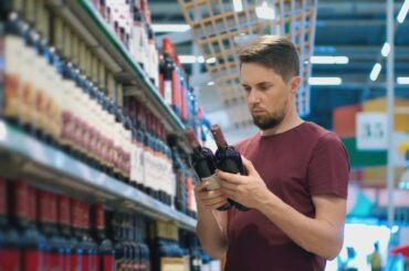 What to know about buying wine for a holiday party