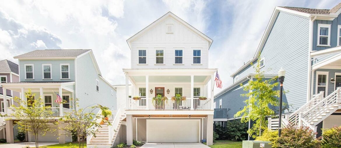 3036 Evening Tide Drive - Hanahan, South Carolina | Listed by The Cassina Group