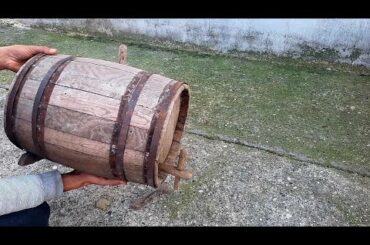 Restoring an Old Wine Barrel(part 1) [ Oak wood - 25 litres ].