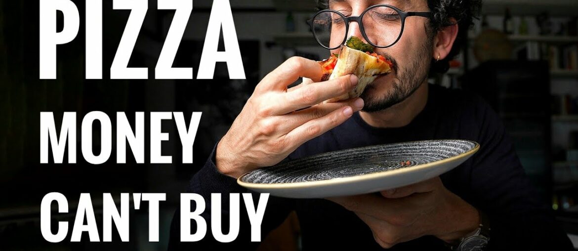 I Flew to Italy Just For This ! (World's Best Pizzeria is Hidden in Plain Sight) I Flew to Italy Just For This ! (World's Best Pizzeria is Hidden in Plain Sight)