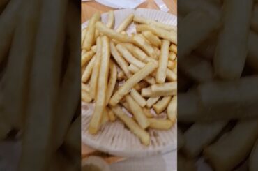 I can afford food and wine in Japan