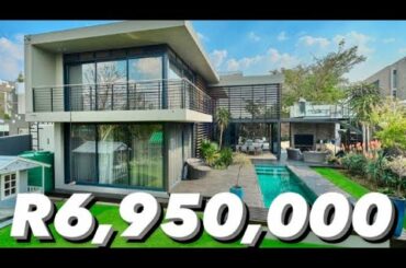 Touring a CONTEMPORARY UPMARKET FAMILY HOME in Bryanston | Luxury Home Tour