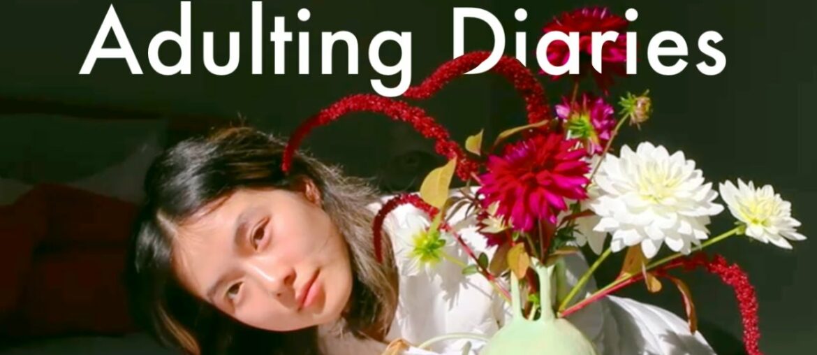 wholesome days home: bedroom glow-up, floral arranging, family time & going into the city | Toronto wholesome days home: bedroom glow-up, floral arranging, family time & going into the city | Toronto