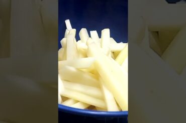 Crispy french fries recipe # Savoury #ytshorts#cookingshorts