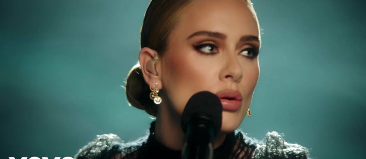 Adele - Easy On Me (Live at the NRJ Awards 2021)