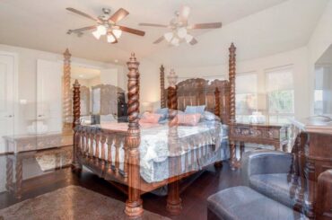 Video tour of Residential at 6619 Nicholas Trail, Sugar Land, TX 77479