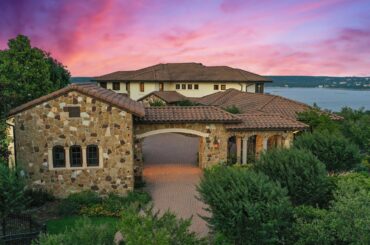 5016 McIntyre Cir | Austin, TX
