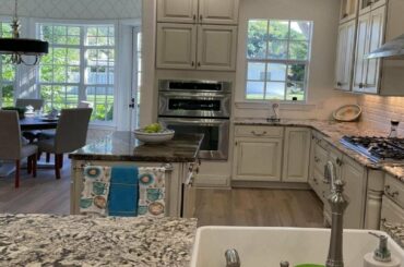 1401 SW 18th, Fort Lauderdale, FL Presented by Lisa Mack.