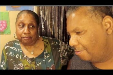 Air Fryer Burgers & Fries/ Who's in my Kitchen FUSSING?/Vlogmas Day #11  -  #3167