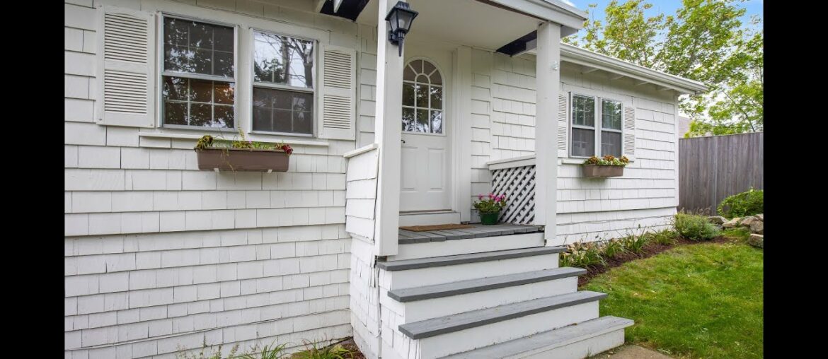 96 Hull Street Hingham, MA | ColdwellBankerHomes.com 96 Hull Street Hingham, MA | ColdwellBankerHomes.com