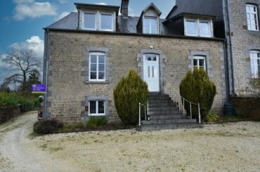 @SuzanneinFrance -SIF - 001495.Attractive renovated stone house -  walking distance of all amenities