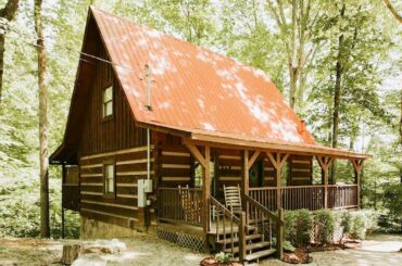 Rustic Beautiful Cabin With Great Location, Newly Renovated, Southern Oak | Lovely Tiny House
