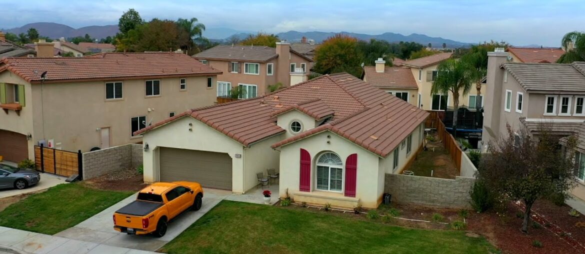 Beautiful Home in French Valley For Sale! 31654 Poppy St