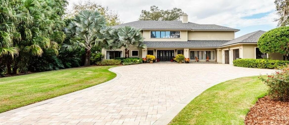 31 INTERLAKEN ROAD, ORLANDO, FL Presented by Wemert Group Realty.