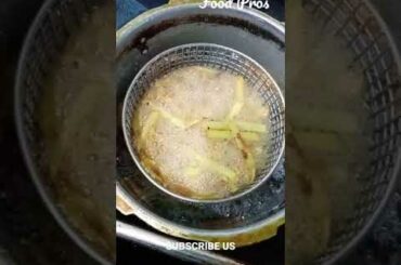 Crispy French Fries - Aloo Chips - Pakistani Street Food - Food Pros #shorts