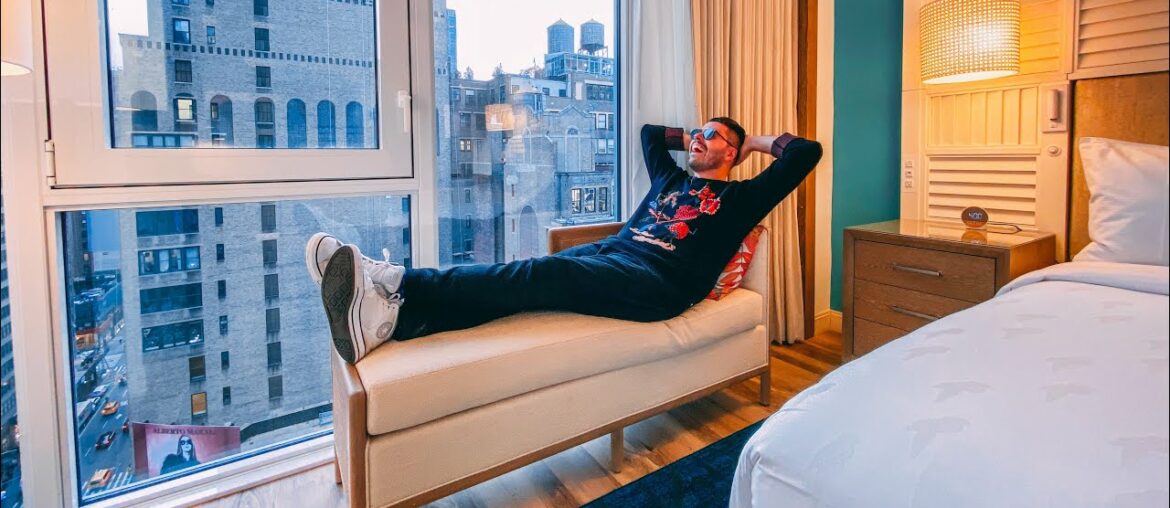 Margaritaville Hotel Times Square | Room Tour + Eating at Restaurant