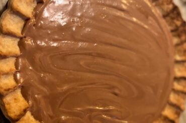 French Silk Pie + Pie Crust - Pampered Chef Inspired Products and Recipes