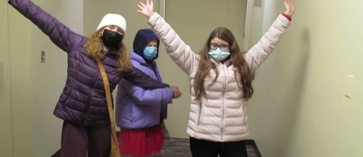 Aspen Summers rides the 1982 Dover elevator @ 1906/Terrace Dining, Longwood Gardens, KennettSquarePA Aspen Summers rides the 1982 Dover elevator @ 1906/Terrace Dining, Longwood Gardens, KennettSquarePA