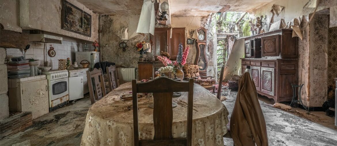 Built in 1788! – Enchanting Abandoned Timecapsule House of the French Ferret Family Built in 1788! - Enchanting Abandoned Timecapsule House of the French Ferret Family