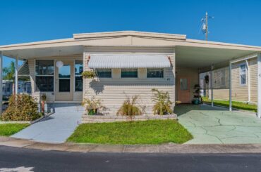 Remodeled Home in Dunedin Florida With Tons of Updates & Low Monthly HOA