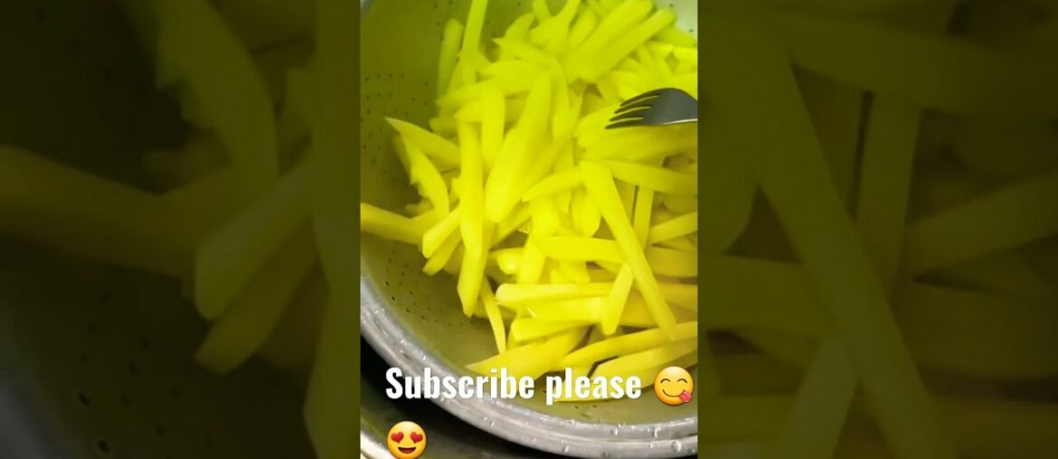 Frozen French Fries shorts Recipe| Easy Christmas Recipe|#shorts #breakfast #ytshorts #viralvideo Frozen French Fries shorts Recipe| Easy Christmas Recipe|#shorts #breakfast #ytshorts #viralvideo