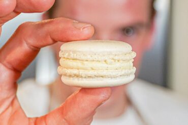 French Vanilla Macarons With Valrhona Ivoire White Chocolate