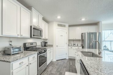 635 Grand Reserve Dr,  Bunnell, FL 32110 - Brad Barfield - MLS 220575