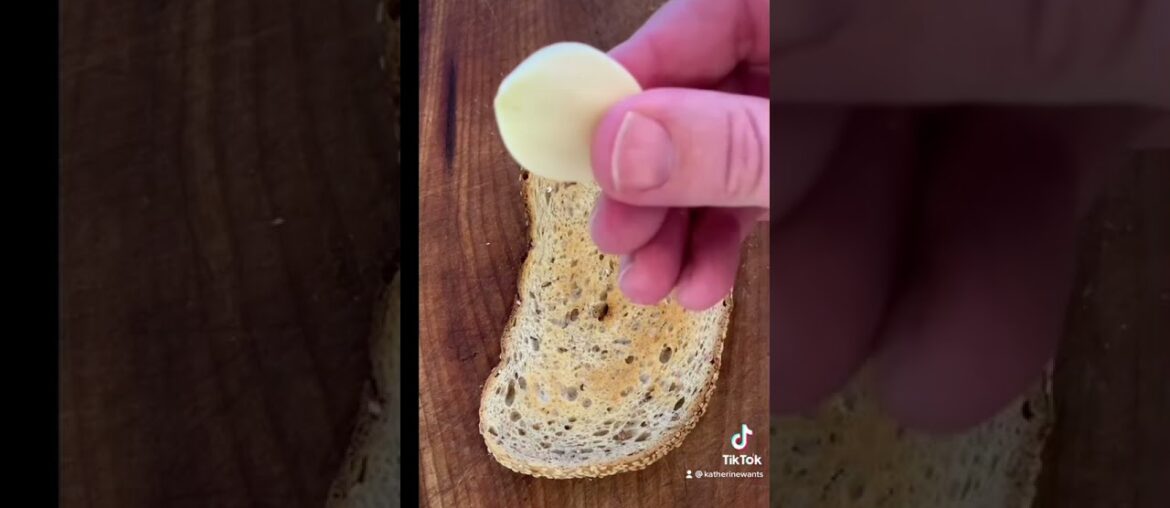 French Onion Soup from Tiktok     Full recipe on our IG #cheese #couplegoals #goodsoup