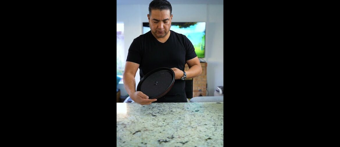 Staub Dutch Oven Unboxing