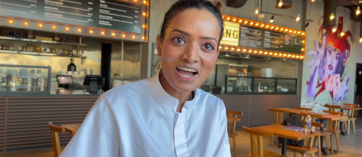 SOCIAL DISTRIKT: More Than 10 Different Food Concepts Under One Roof! Experience Different Dining! SOCIAL DISTRIKT: More Than 10 Different Food Concepts Under One Roof! Experience Different Dining!