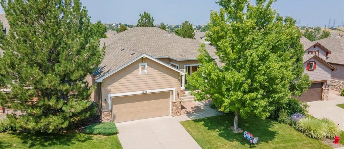 1025 BRAMBLEWOOD DR CASTLE ROCK, CO | OFFERED AT $615,000
