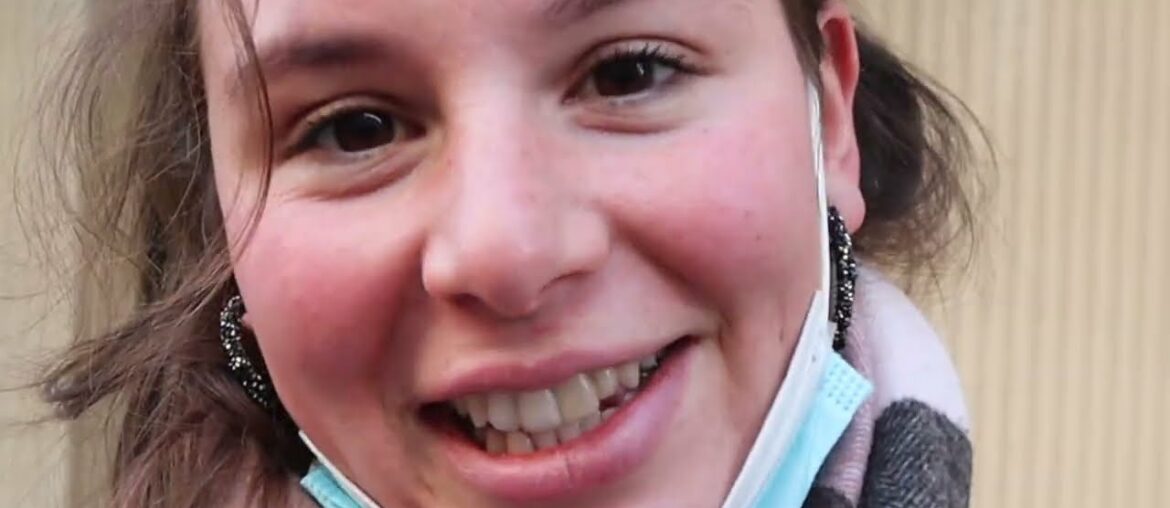 What are people wearing in Paris? The best of Right Bank Street Style during fashion week 2022. What are people wearing in Paris? The best of Right Bank Street Style during fashion week 2022.