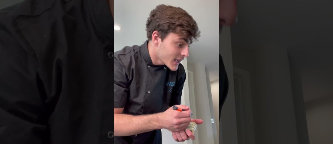 WHITE GIRLS AT ITALIAN RESTAURANTS