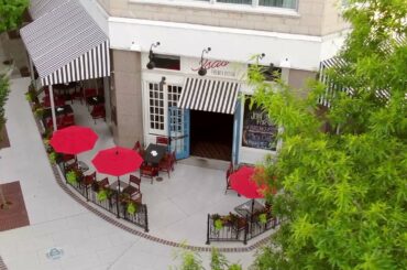 Isa's French Bistro | RomanticAsheville.com Travel Guide