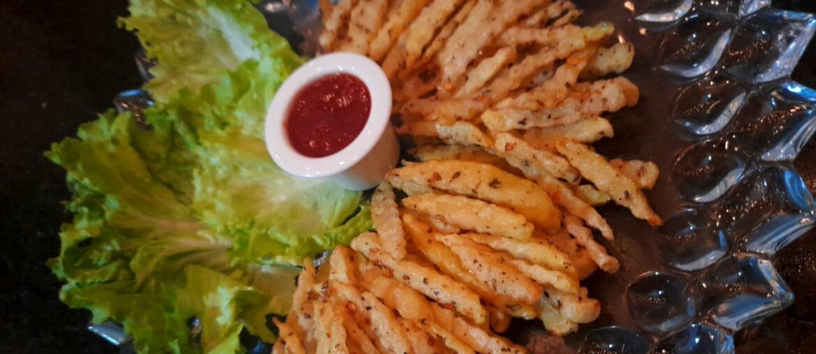 Thin and Crispy French Fries Recipe #crispyfries #frenchfries #short #shortvideos