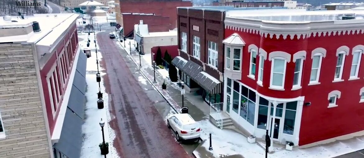 33 Brick Street Restaurant and Bar in French Lick, IN