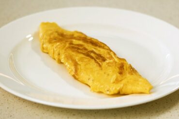 How To Make a French Omelette with Cheese | French Recipes