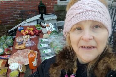 DUMPSTER DIVING! FREE ADVENTURE FREE FOOD FREE FUN ~ WOULD YOU CALL THIS A MEGA HAUL??