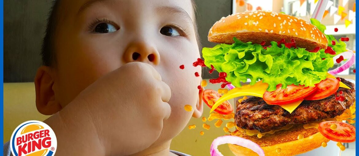 The burger King fries sound so crunchy! ASMR: Burger King Whopper, Fries and Chocolate Pie.