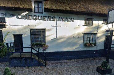 Brexit  Restaurant owner boycotts French food and drink because France are being ‘mean’