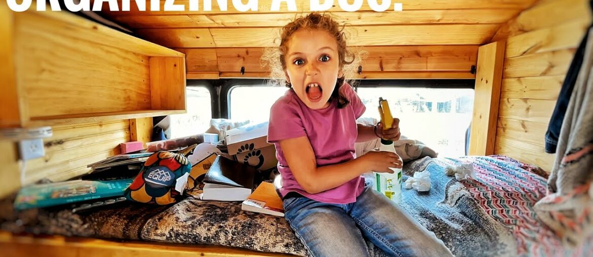 ORGANIZING A BUS! (8 KIDS!) ORGANIZING A BUS! (8 KIDS!)